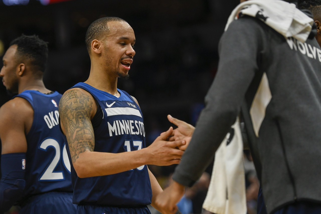 跟队：米兰与普利希奇的续约谈判搁置，可能会直接激活续约条款（随队记者：米兰与普利希奇续约谈判暂停，或直接触发续约选项）