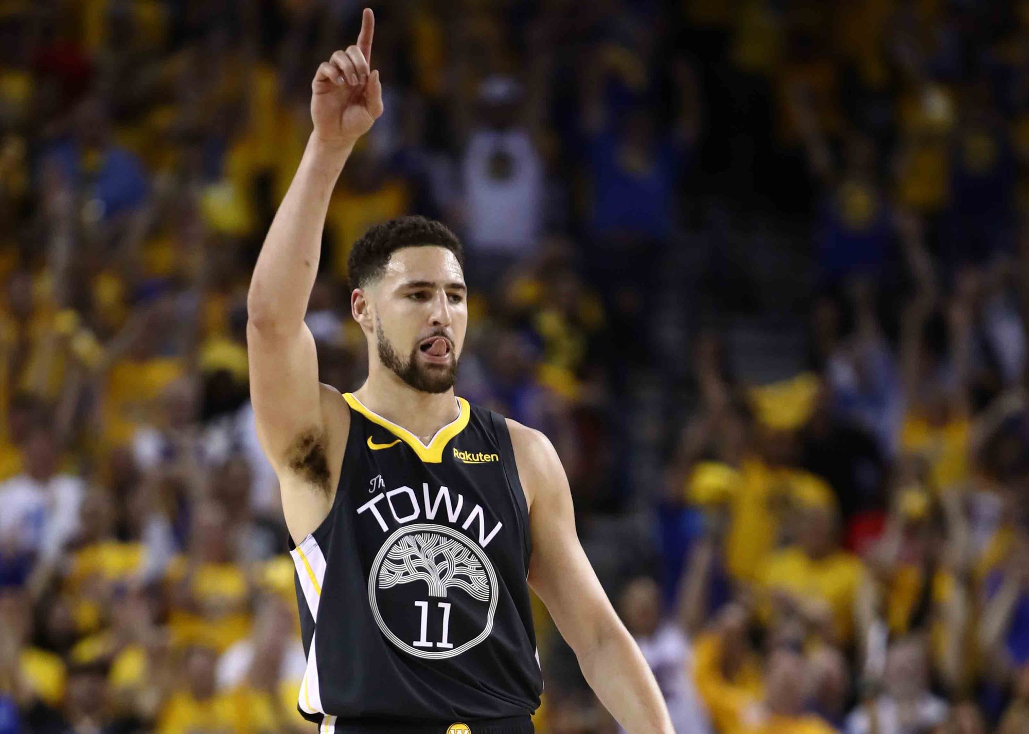 埃永：我从小到大最常看切尔西比赛，为切尔西效力是我的梦想（埃永：自幼常看蓝军比赛，披上切尔西战袍是我的梦想）