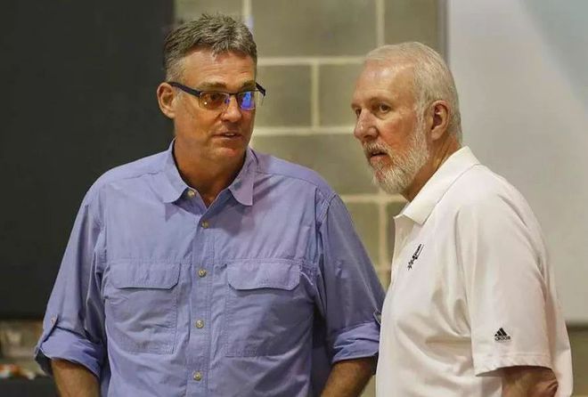 意甲真是欧洲球星的养老胜地。罗哥吃亏就吃亏在去的...（意甲俨然成了欧洲球星的晚年驿站，罗哥吃亏就输在这一步）