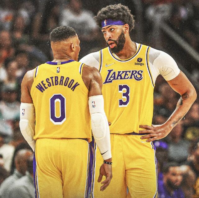 主队主场气氛爆棚 带来胜利关键（主场氛围爆棚 成为胜利关键）