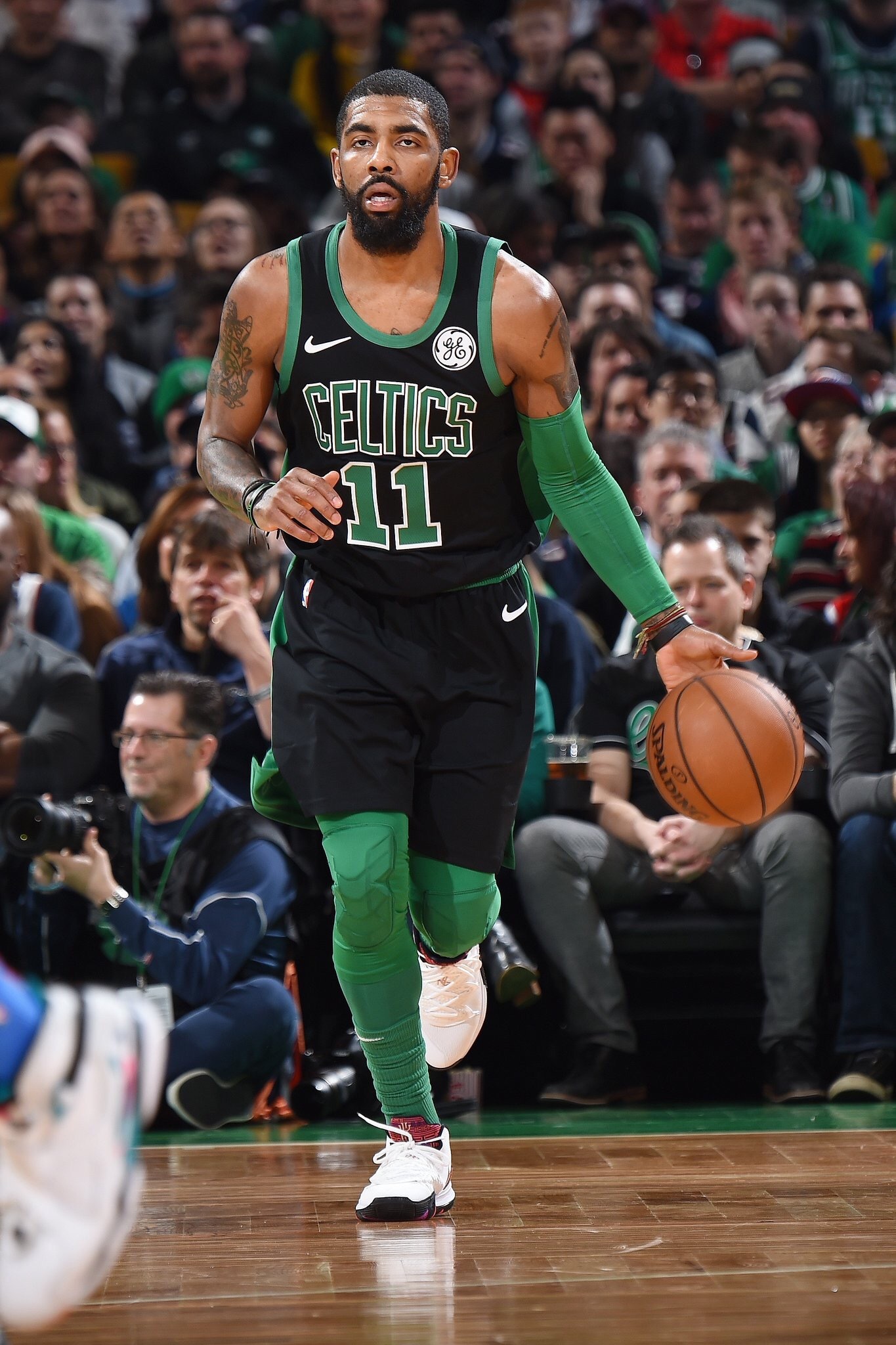 里程碑，36岁中场池忠国已为国安出战200场（池忠国36岁达成里程碑：为国安出战第200场）