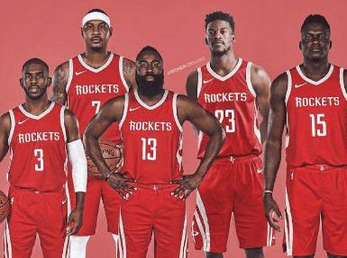 诺伊尔：孔帕尼有很多值得称道的优点；我现在只专注于俱乐部（诺伊尔盛赞孔帕尼优点颇多：当下我只专注俱乐部）